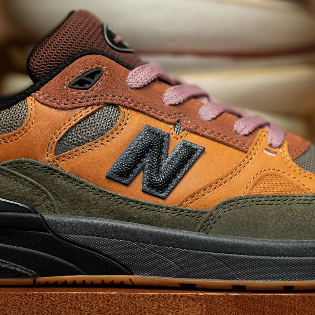 New Balance Mike Gigliotti x NB Numeric 933 Reynolds For Men|Women