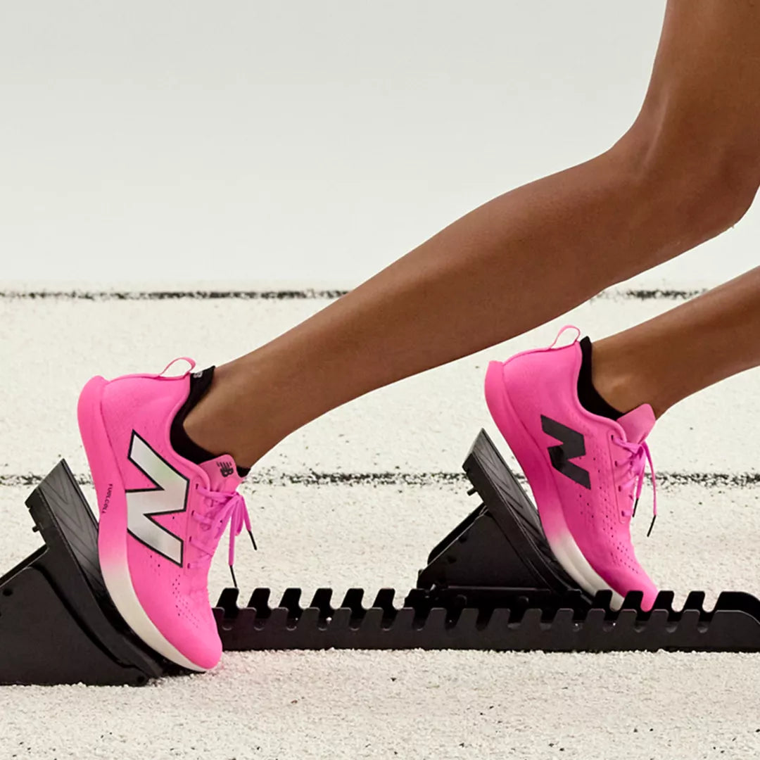 New Balance Gabby Thomas FuelCell SuperComp MD-X v3 For Women|Men