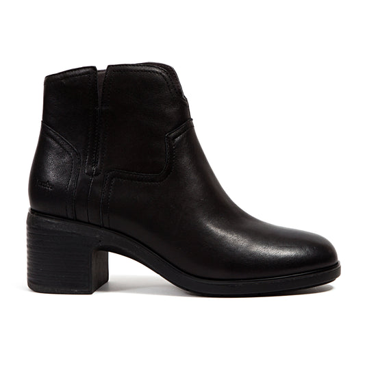 Women Vanda Water Resistant Black