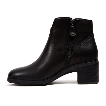 Women Vanda Water Resistant Black