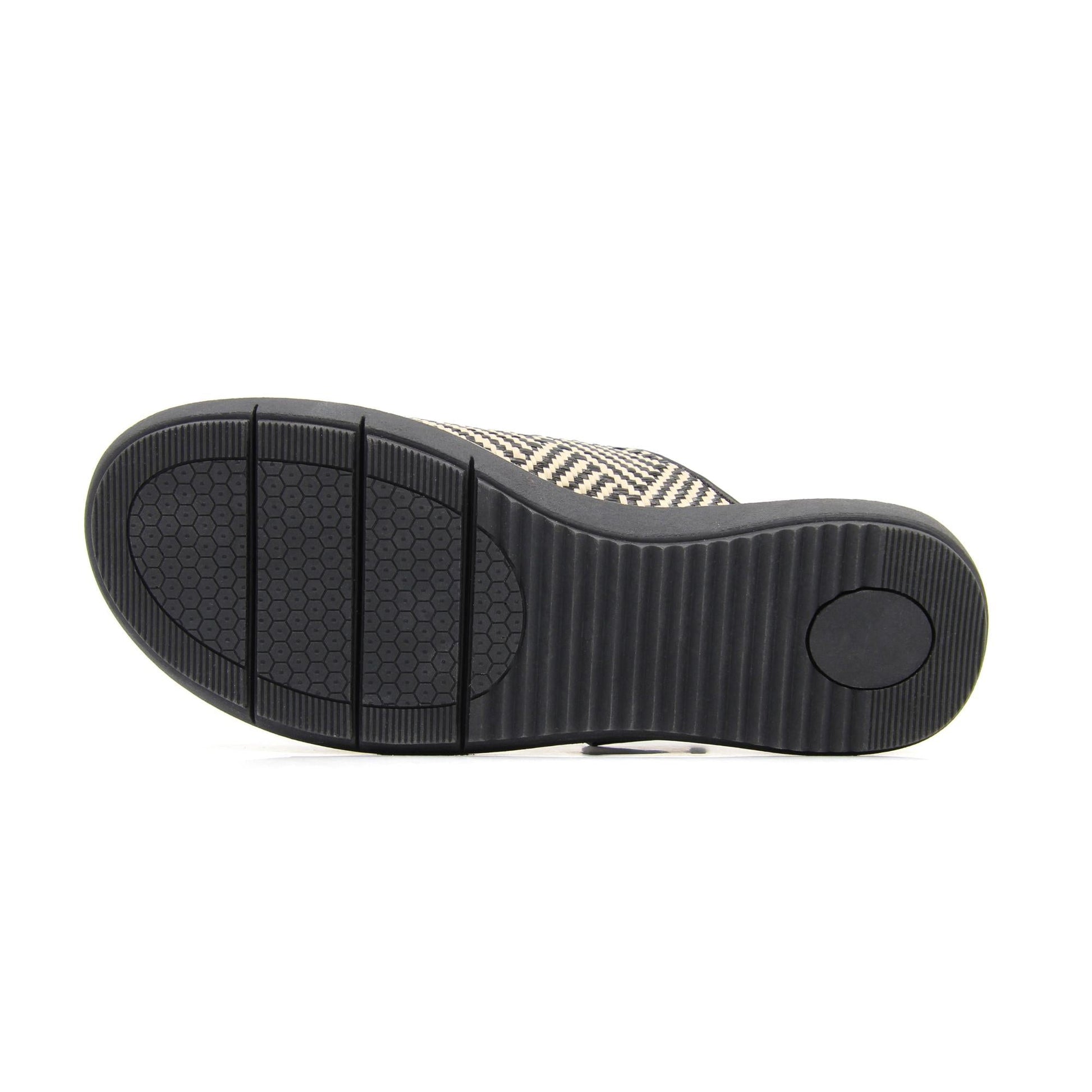 Women Kona Black Raffia