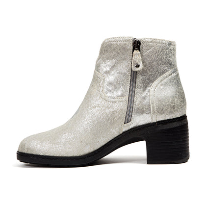 Women Vanda Water Resistant Silver